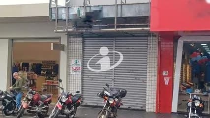 Cômodo para alugar no Centro imagem 1