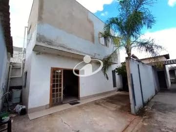 Casa para alugar no Jardim Patricia imagem 1