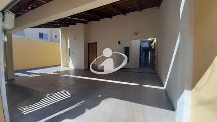 Casa para alugar no Santa Monica imagem 1
