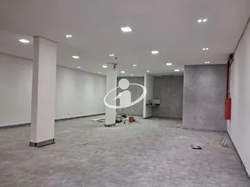 Cômodo para alugar no Centro imagem 1