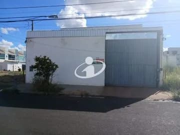 Galpão para alugar no Novo Mundo imagem 1