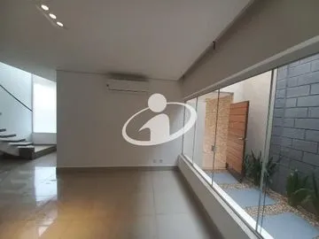 Casa Cond Fechado para alugar no Granja Marileusa imagem 1