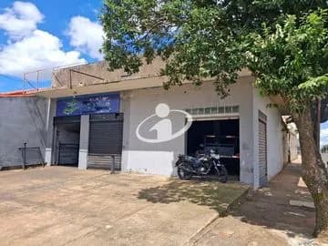 Cômodo para alugar no Custodio Pereira imagem 1