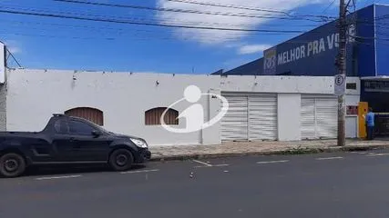 Área para alugar no Centro imagem 1