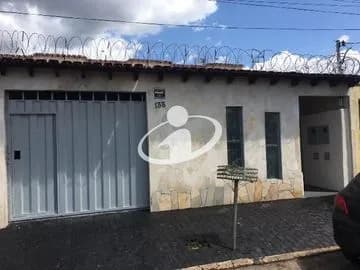 Casa para alugar no Planalto imagem 1