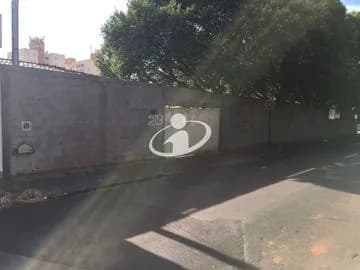 Área para alugar no Martins imagem 1