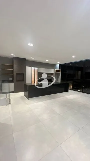 Casa Cond Fechado para alugar no Granja Marileusa imagem 1