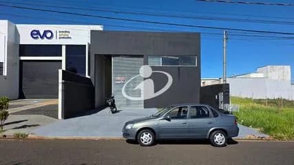 Galpão para alugar no Alto Umuarama imagem 1