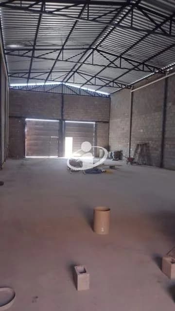 Galpão para alugar no Loteamento Residencial Pequis imagem 1