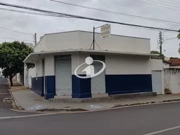 Cômodo para alugar no Bom Jesus imagem 1
