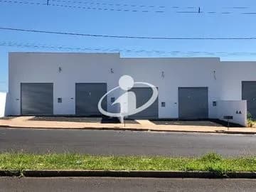 Cômodo para alugar no Loteamento Residencial Pequis imagem 1