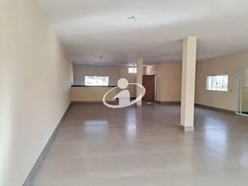 Sala para alugar no Presidente Roosevelt imagem 1