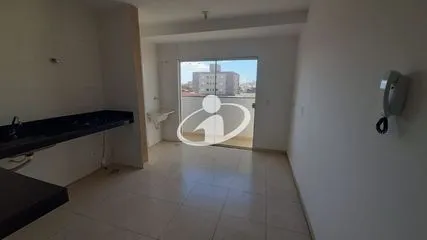 Apartamento para alugar no Novo Mundo imagem 1