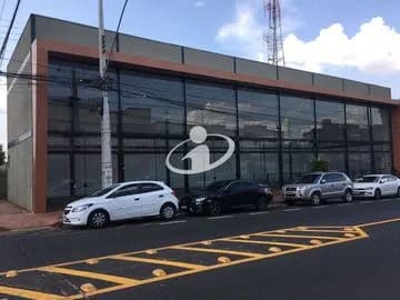 Galpão para alugar no Tubalina imagem 1