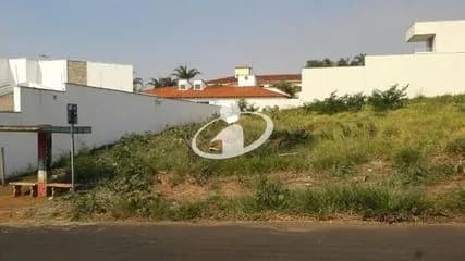 Terreno para vender no Morada Da Colina imagem 1