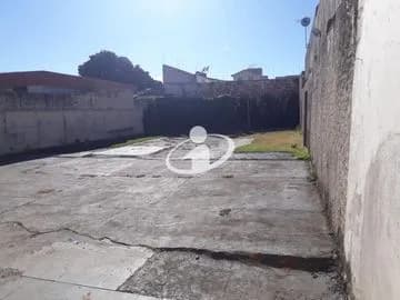 Casa Residencial para vender no Martins imagem 1