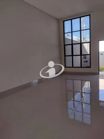 Casa Residencial para vender no Novo Mundo imagem 1