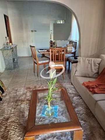 Casa Residencial para vender no Jaragua imagem 1