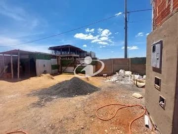 Terreno/condominio para vender no Novo Mundo imagem 1