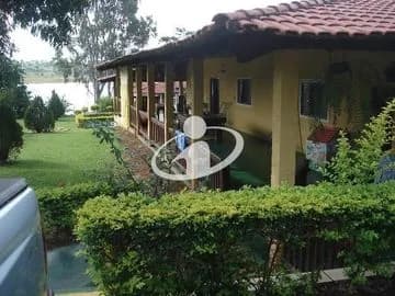 Sitio para vender no Area Rural De Cascalho Rico imagem 1