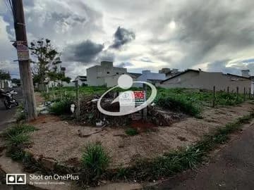 Terreno para vender no Alto Umuarama imagem 1