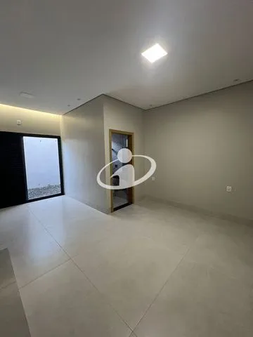 Casa Residencial para vender no Alto Umuarama imagem 1