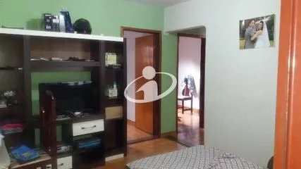 Casa Com Comercio para vender no Tibery imagem 1