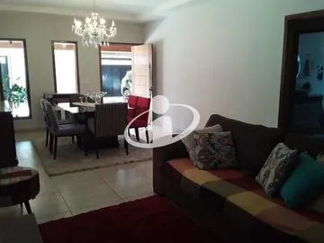 Casa Residencial para vender no Morada Nova imagem 1
