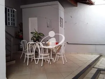 Casa Residencial para vender no Lidice imagem 1