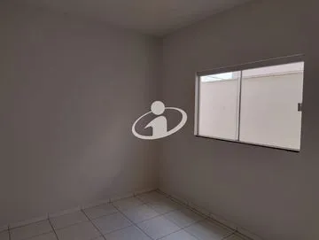 Casa Residencial para vender no Jardim Holanda imagem 1