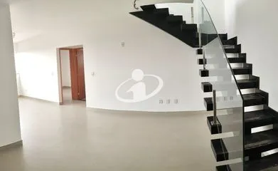 Apt Cobertura Duplex para vender no Tubalina imagem 1