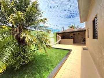 Casa Residencial para vender no Jardim Holanda imagem 1