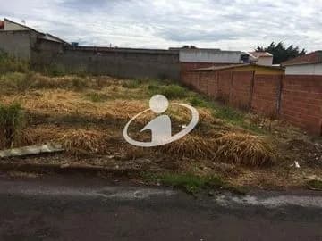 Terreno para vender no Lagoinha imagem 1